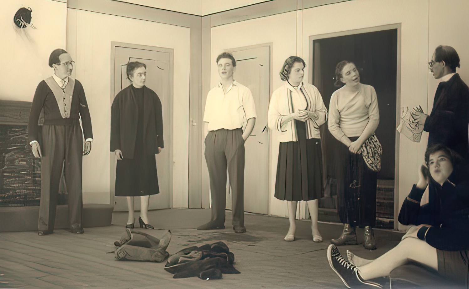 1957 Eigen haard is wel wat herrie waard 1